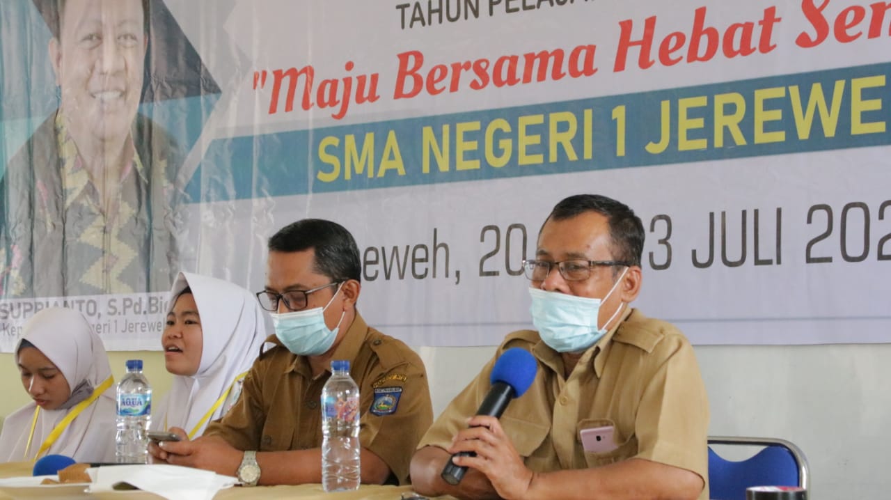 MPLS 2020/2021 Hari Pertama